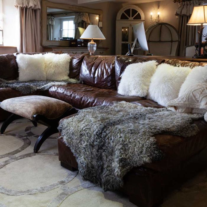 7 Ways to Style Sheepskin Around Your Home