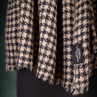 Houndstooth Shawl Latte