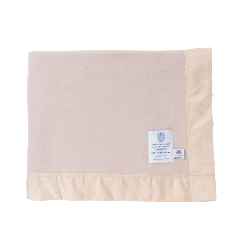 Lightweight & soft, British wool blankets in 2 colours.230 gsm100% pure new wool, satin style binding on all edges