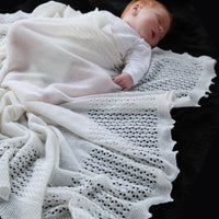 100% cashmere off white knitted lace design baby shawl scalloped edge super-soft & luxurious made in England top-quality 