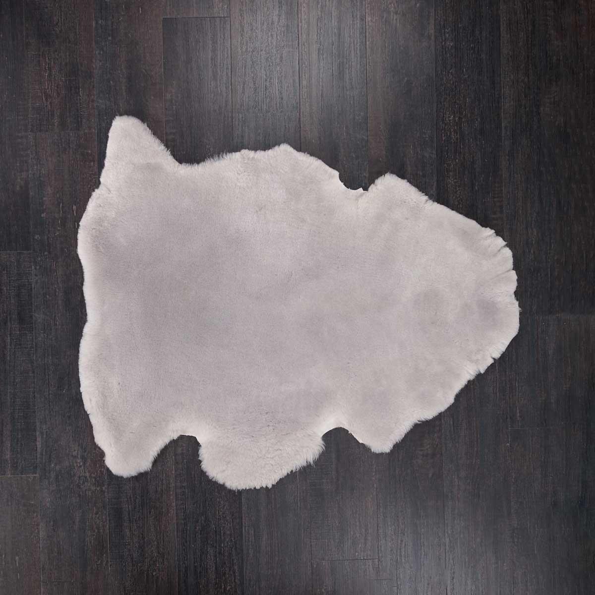 Soft & luxurious sheepskin throw in soft cashmere grey would look fabulous in any interior. Shorn fleece, dense & supportive