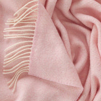 Merino-cashmere blend throw super-soft warm & cosy soft pale pink & cream herringbone pattern top-quality luxury throw